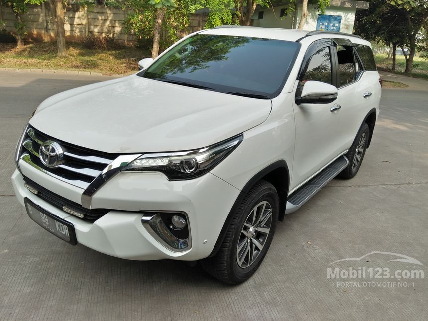 Jual Mobil Toyota Fortuner 2022 VRZ  2 4 di Jawa Barat 