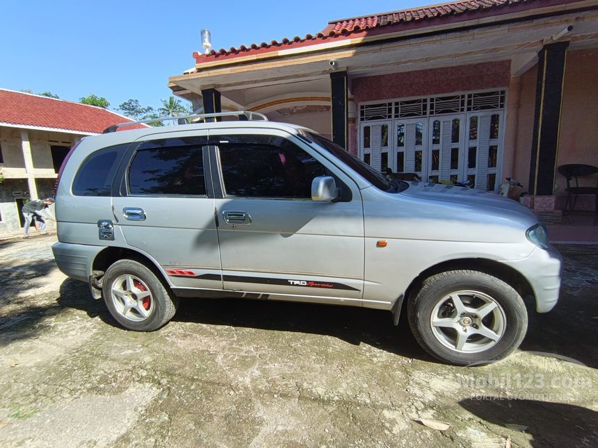 Jual Mobil Daihatsu Taruna 1999 CX 1.6 di Jawa Barat Manual SUV Silver ...