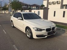 2013 BMW 320i SPORT - FULL SERVICE BMW