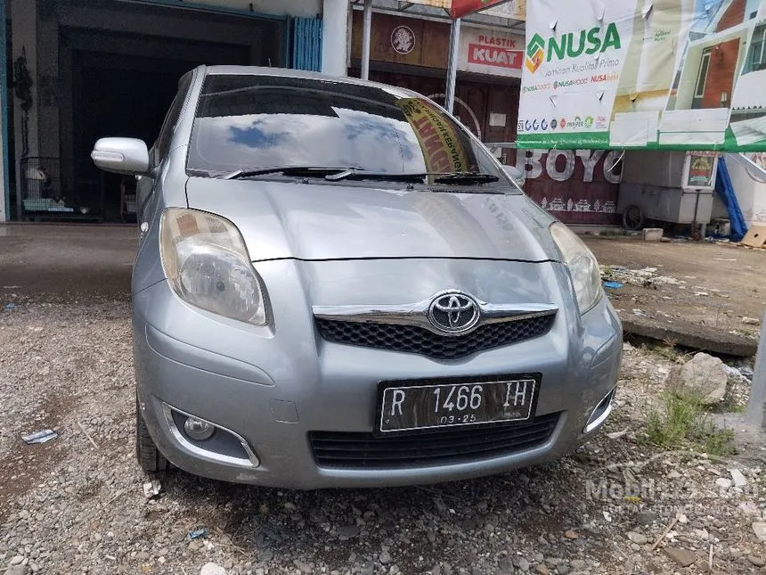 Jual Mobil Toyota Yaris 2011 J 1.5 di Jawa Tengah Manual Hatchback Abu