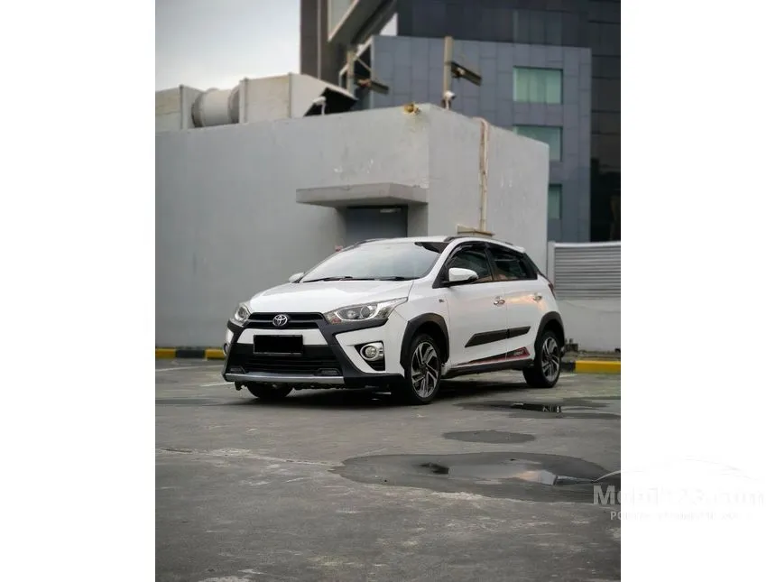2016 Toyota Yaris TRD Sportivo Heykers Hatchback