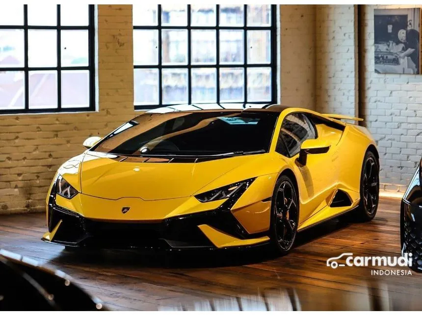 2023 Lamborghini Huracan Tecnica V10 Coupe