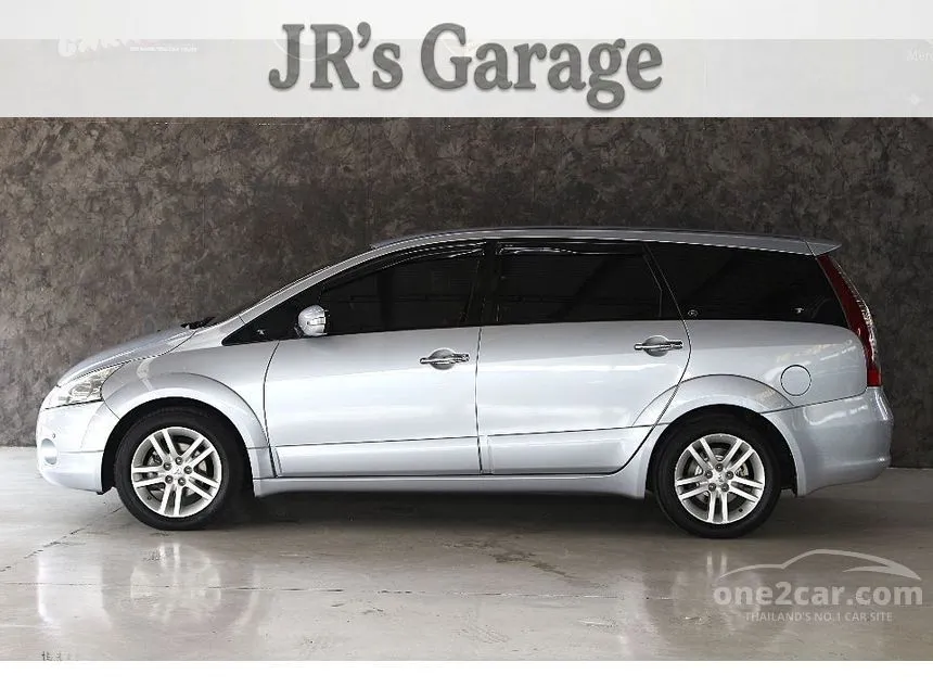 2012 Mitsubishi SPACE WAGON GT Wagon
