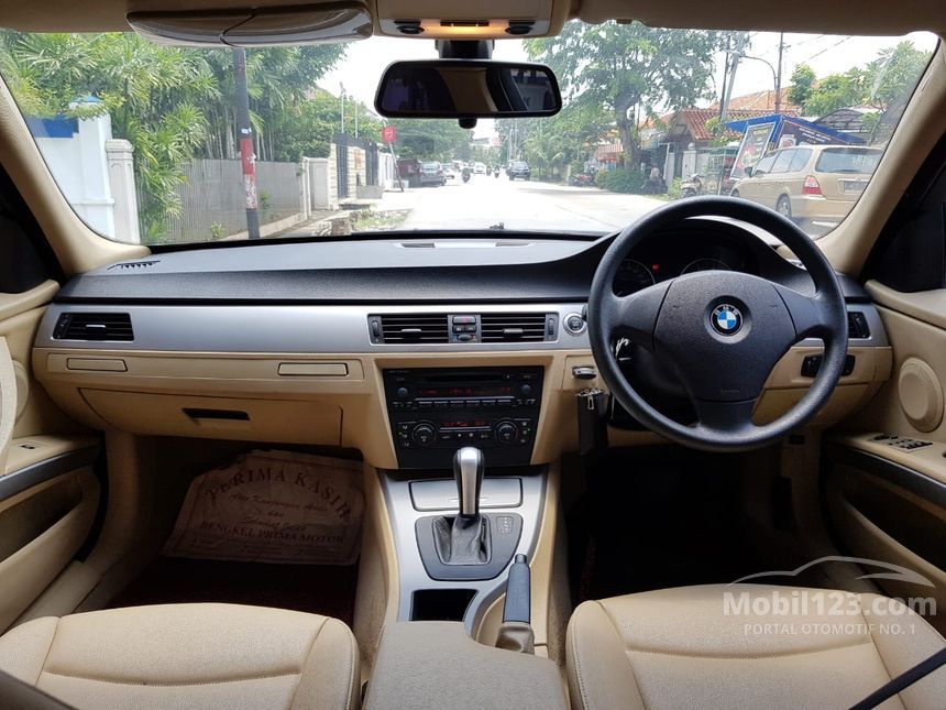 Jual Mobil BMW 320i 2006 E90 2.0 di DKI Jakarta Automatic Sedan Hitam