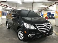 Innova 2.5 V Diesel AT 2014 Black TDP 30 Juta