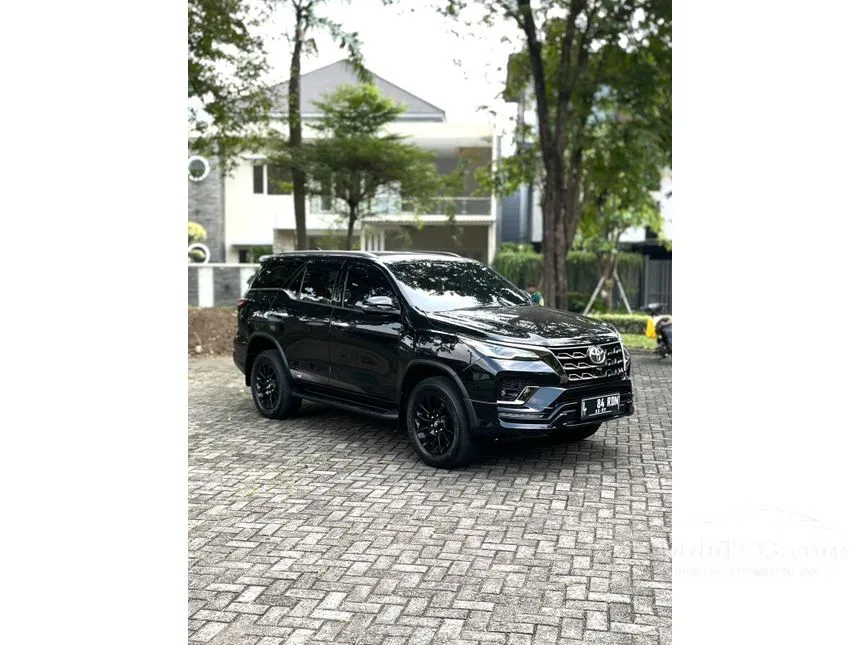 2022 Toyota Fortuner GR Sport 4X2 SUV