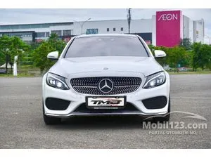 2017 Mercedes-Benz C300 2.0 AMG Line CKD Sedan