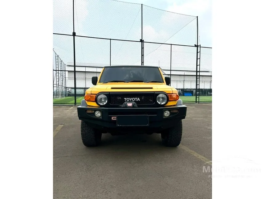 2017 Toyota FJ Cruiser SUV