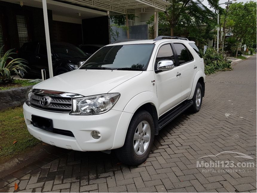 Jual Mobil Toyota Fortuner 2010 G 2.5 di Jawa Timur 