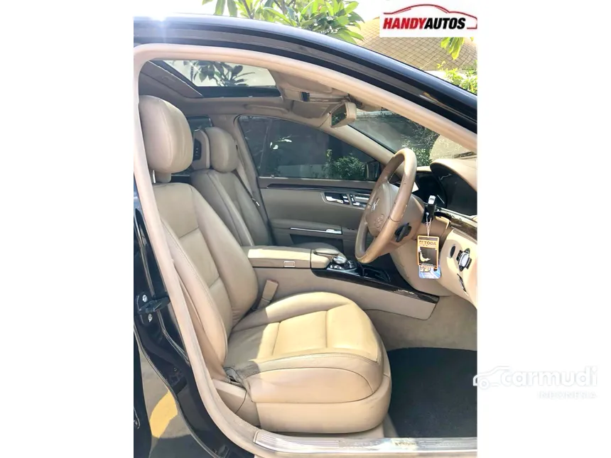 2011 Mercedes-Benz S300L Solitaire Sedan