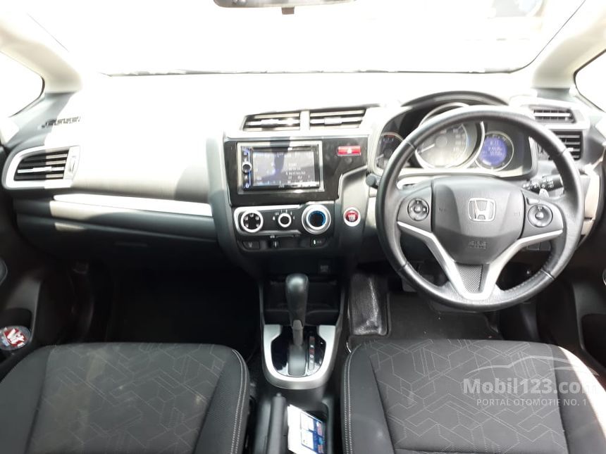 Jual Mobil Honda Jazz  2014  RS  1 5 di DKI Jakarta  Automatic 
