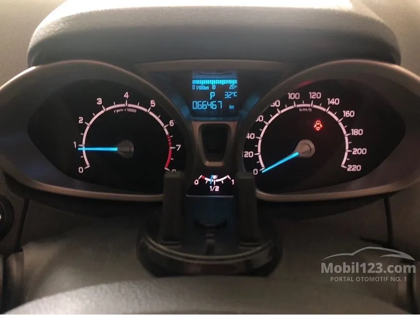 2014 Ford EcoSport Titanium SUV