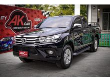 2017 Toyota Hilux Revo 2.8 SMARTCAB Prerunner G Pickup
