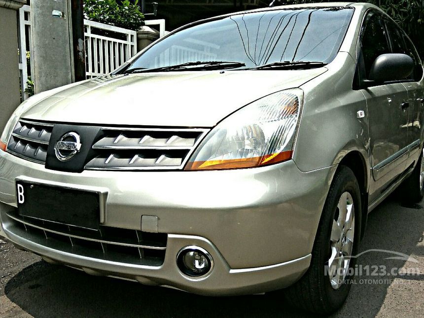 Jual Mobil Nissan Grand Livina 2009 XV 1 5 di Jawa Barat 