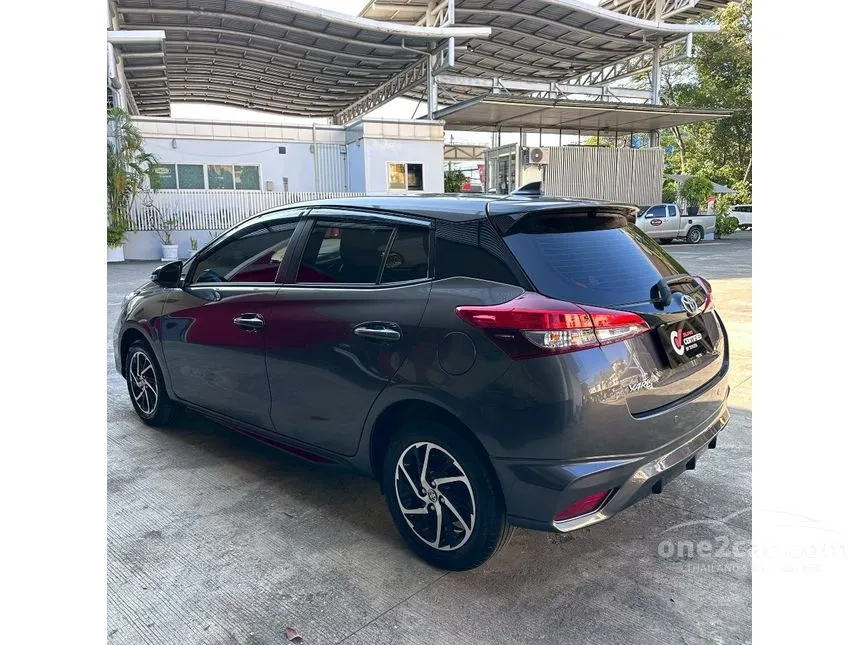 2021 Toyota YARIS Sport Premium Hatchback