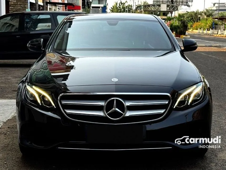 2017 Mercedes-Benz E250 Avantgarde CBU Sedan