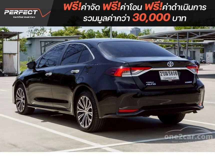 2021 Toyota Corolla Altis Hybrid Premium Sedan