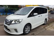 2013 Nissan Serena Panoramic Autech (kredit dibantu)