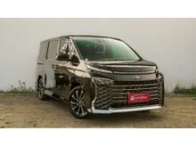 2022 Toyota Voxy 2.0 MPV - FREE TOWING - GARANSI 211 PCS SPAREPART 1 TAHUN - DOKUMEN ASLI - TRADEIN - DISKON CASH - JAMINAN BEBAS BANJIR TABRAK [B]