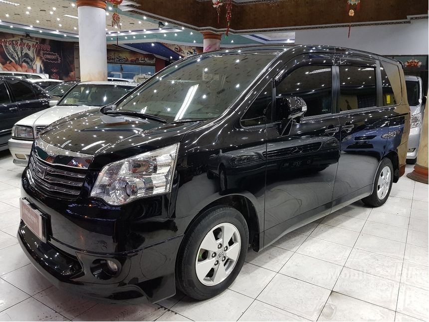 Jual Mobil Toyota NAV1  2013 V 2 0 di Jawa Barat Automatic 