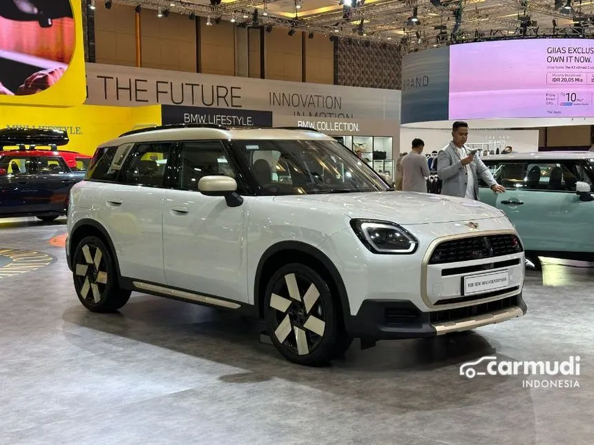 Jual Mobil MINI Countryman 2024 SE ALL4 di DKI Jakarta Automatic SUV Putih Rp 1.452.000.000