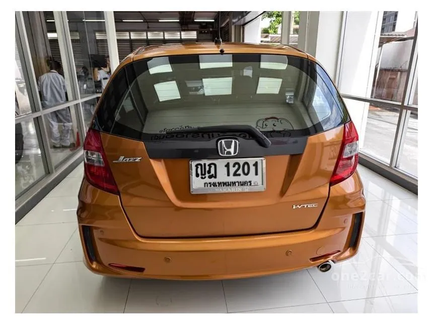 2011 Honda JAZZ SV Hatchback