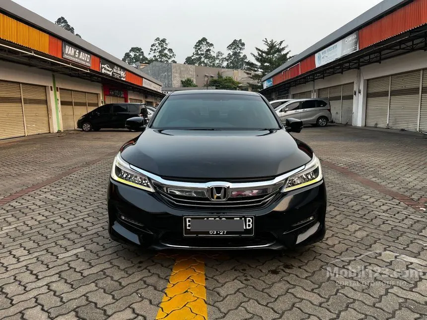 2016 Honda Accord VTi-L Sedan