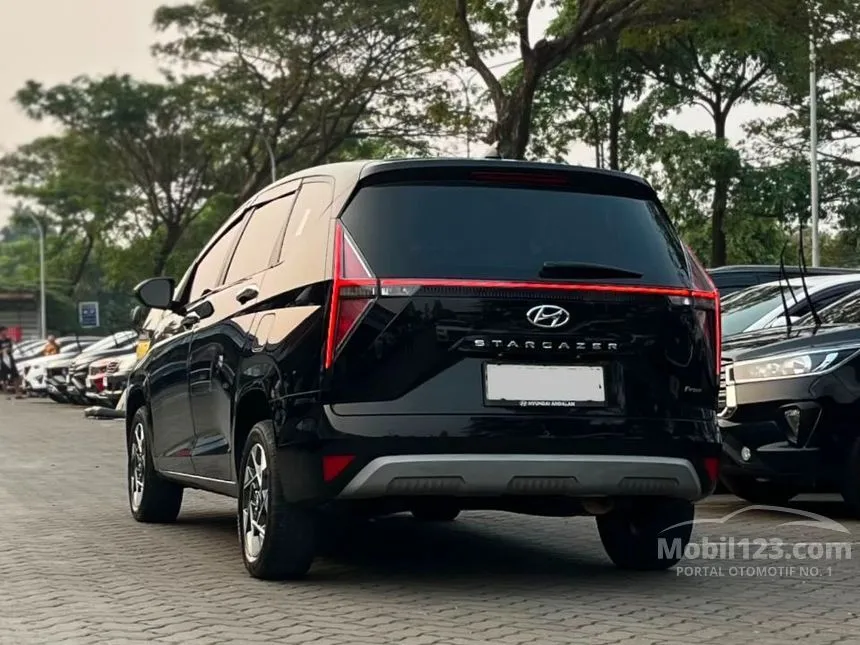 2022 Hyundai Stargazer Prime MPV