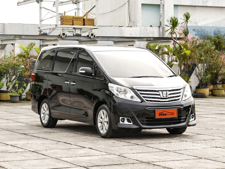 2013 Toyota Alphard G MPV
