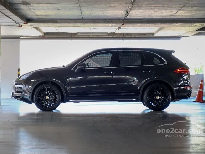 2012 Porsche CAYENNE SUV