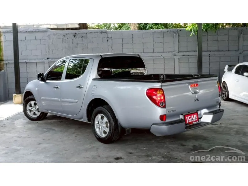 2012 Mitsubishi TRITON GLX Double Cab Pickup