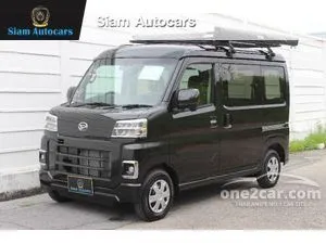 2025 Daihatsu HIJET 0.7 Cargo Cruise Van