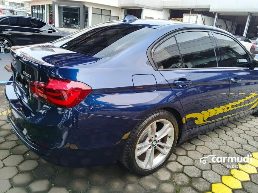 2019 BMW 320i Sport Shadow Edition Sedan