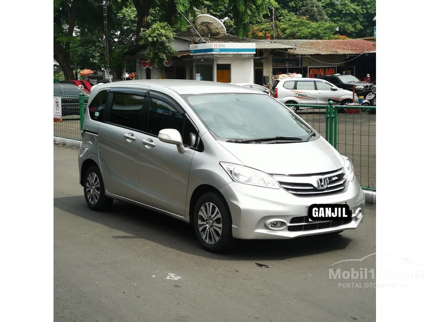 Jual Mobil Honda Freed 2013 E 1.5 di Jawa Barat Automatic MPV Silver Rp 155.000.000