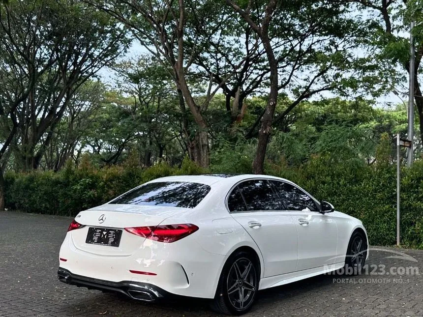 2022 Mercedes-Benz C300 AMG Line Sedan