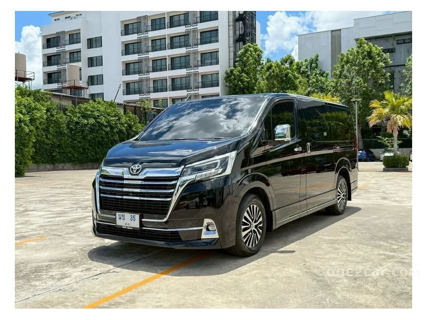2020 Toyota Majesty Premium Van