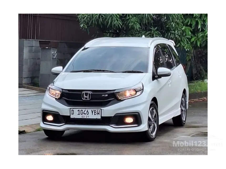 Jual Mobil Honda Mobilio 2019 RS 1.5 di Jawa Barat Manual MPV Putih Rp 189.000.000