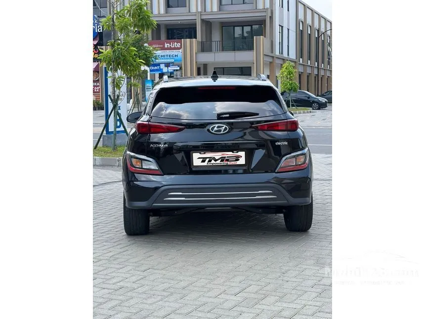 2021 Hyundai Kona Signature SUV