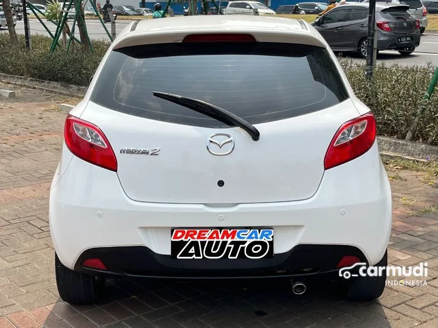 2014 Mazda 2 V Hatchback