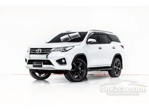 2015 Toyota FORTUNER 2.8 V SUV