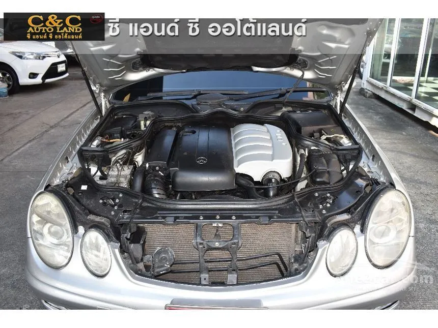 2004 Mercedes-Benz E220 Classic CDI Sedan