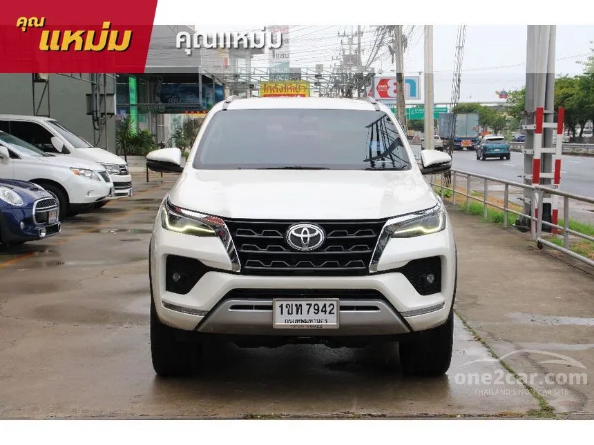 2020 Toyota FORTUNER V SUV