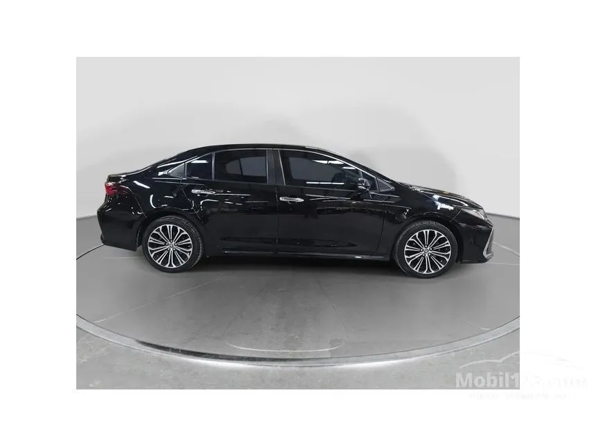 2021 Toyota Corolla Altis V Sedan