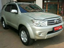 2010 Toyota Fortuner 2.5 G SUV