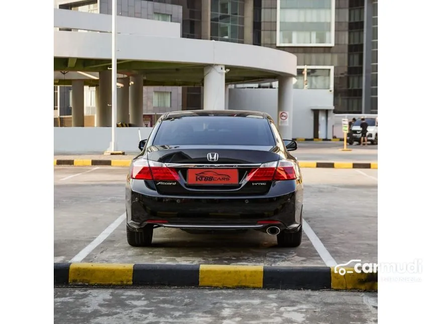 2014 Honda Accord VTi-L Sedan