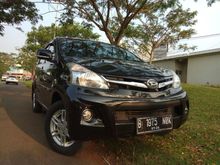 ( TDP Suka Suka ) Daihatsu Xenia 1.3 R SPORTY AT 2015 Hitam Serpong