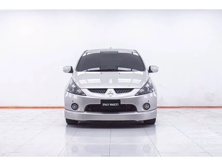 2005 Mitsubishi SPACE WAGON GT Wagon