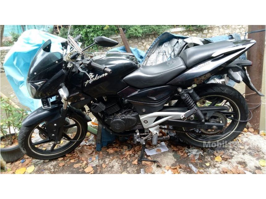 bajaj pulsar 2010