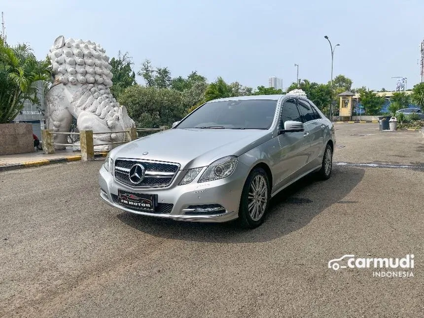 2010 Mercedes-Benz E300 Elegance Sedan