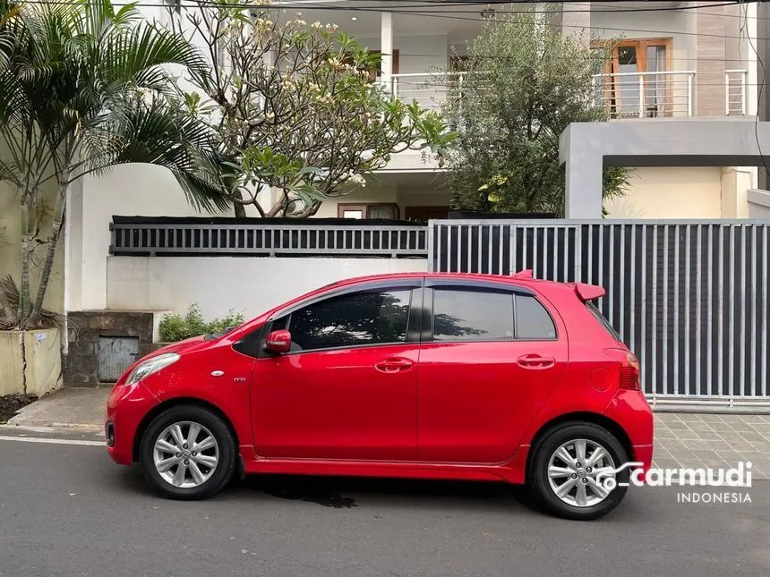 2013 Toyota Yaris E